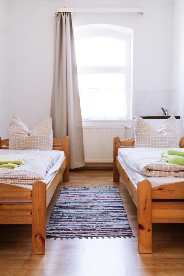 Ferienwohnung An Der Berliner Seenkette Шверин Екстериор снимка